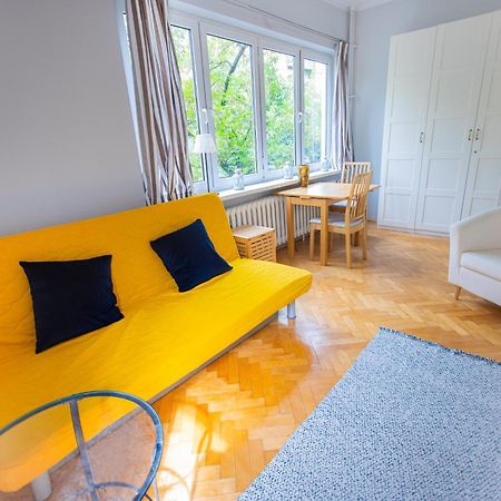 شقة Hoza Str Apt. Great Location. Close To Everything. وارسو المظهر الخارجي الصورة
